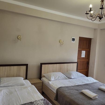 Arsaul Hotel New Athos Buitenkant foto
